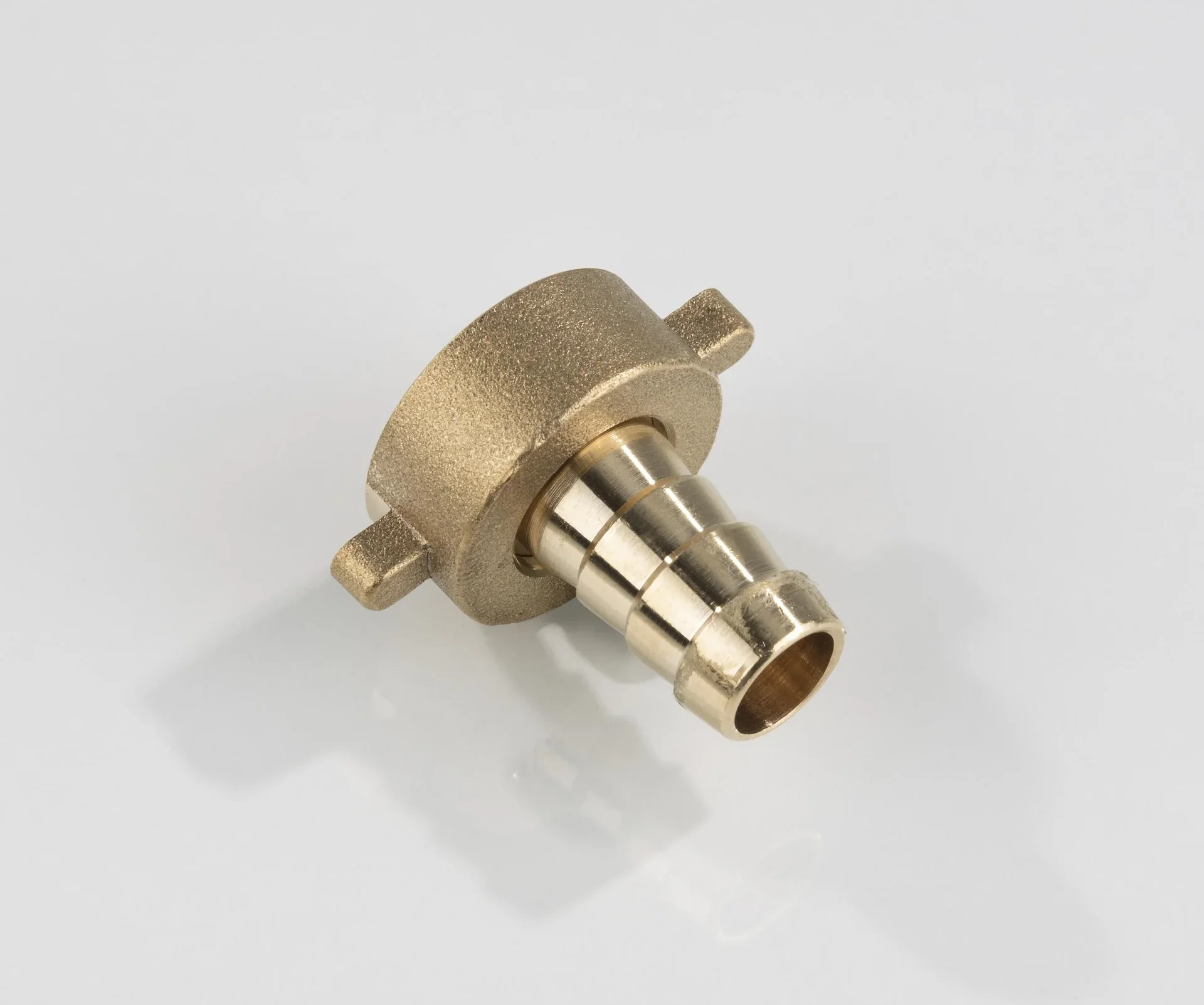 Schlauchverschraubung aus Messing, 1/2" Tülle mit 3/4" Innengewinde - 0