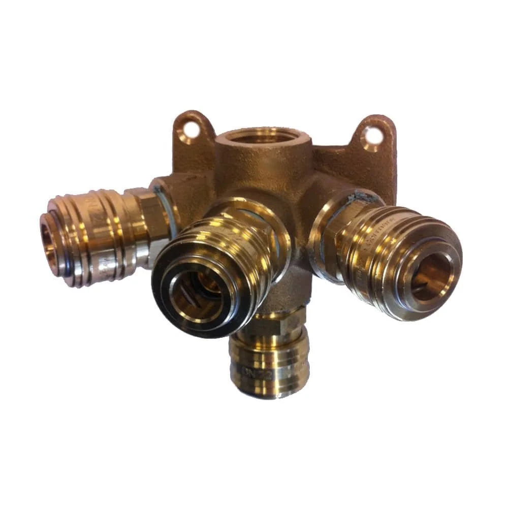 "Druckluft Wanddose 5-fach, Messing, Set mit 4 Kupplungen image"